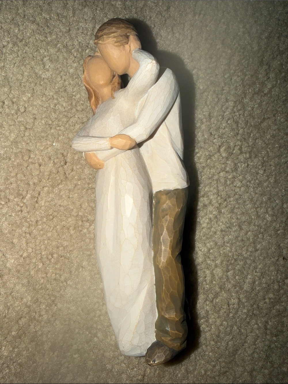 Hand-Carved Embrace Figurine – White and Brown Home Art
